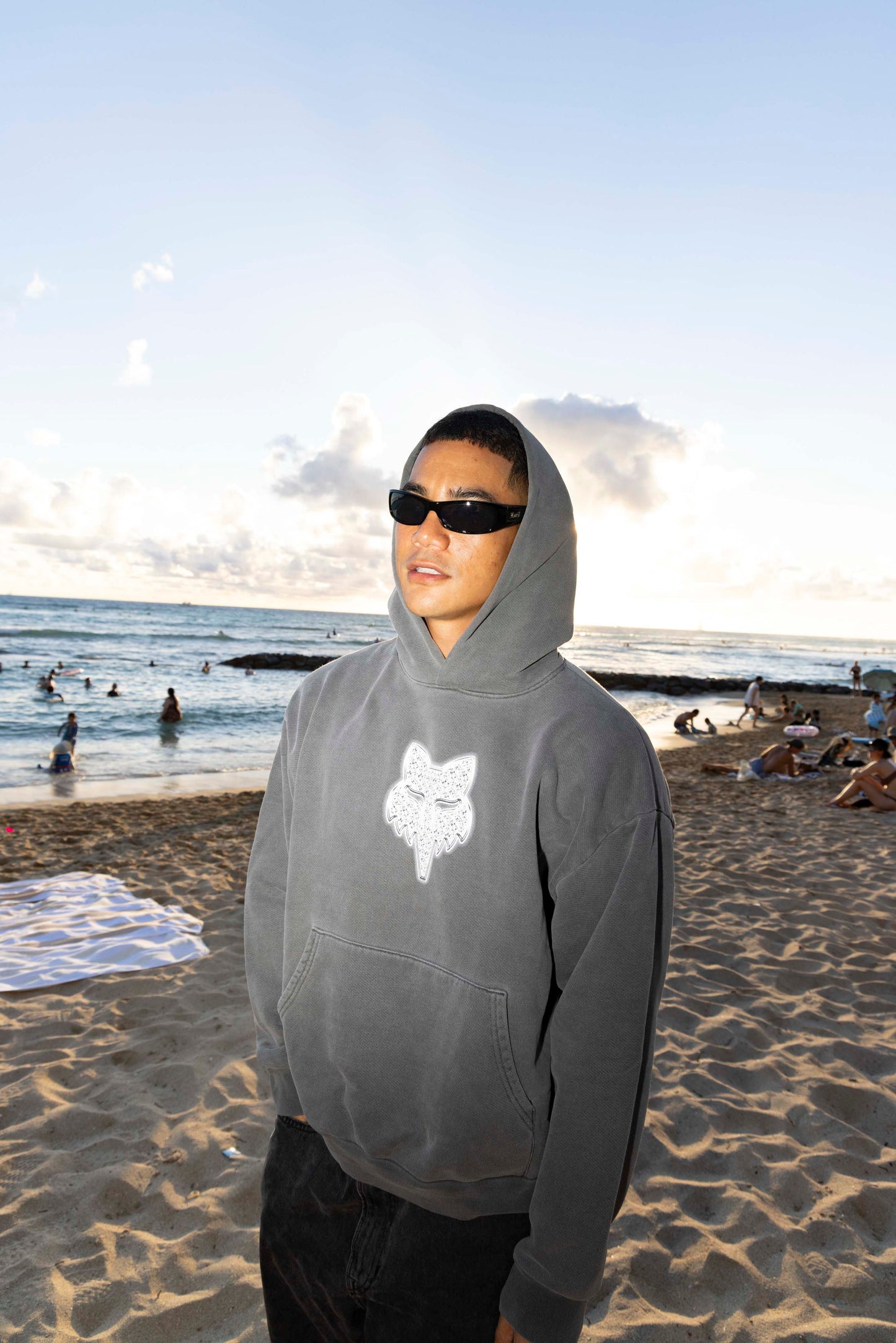 CHROME BOX HOODIE IN BLACK