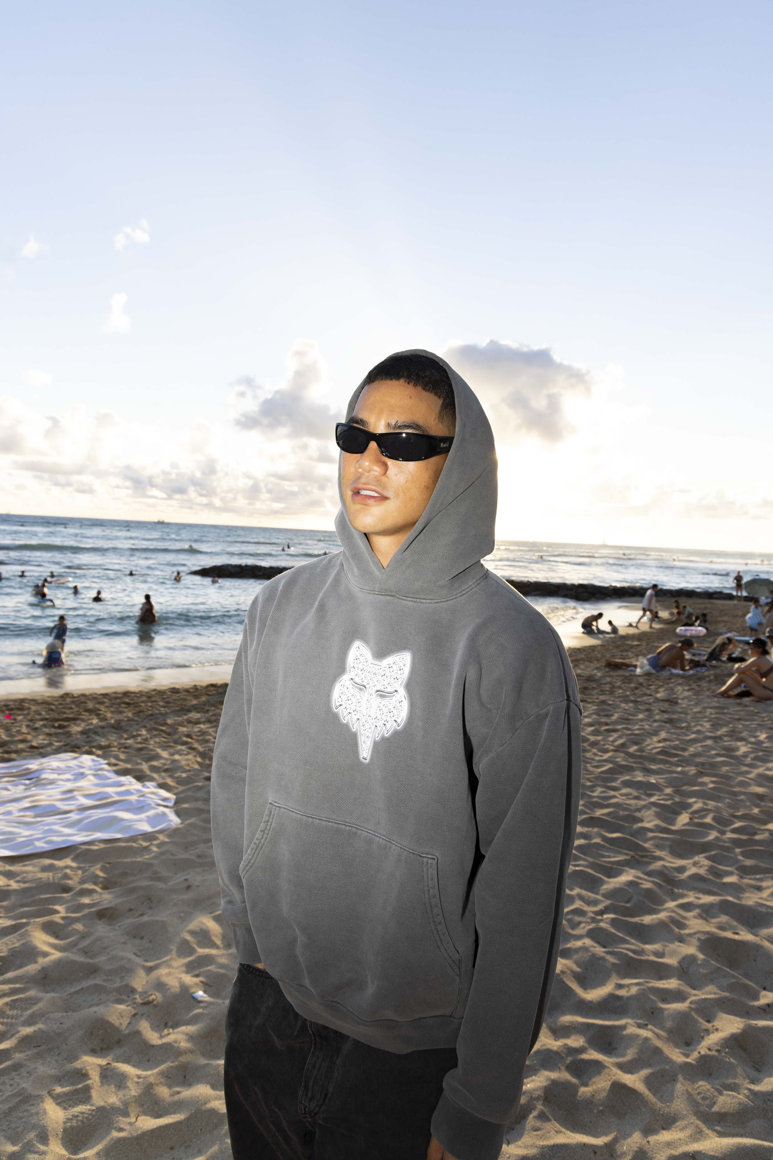 CHROME BOX HOODIE IN BLACK