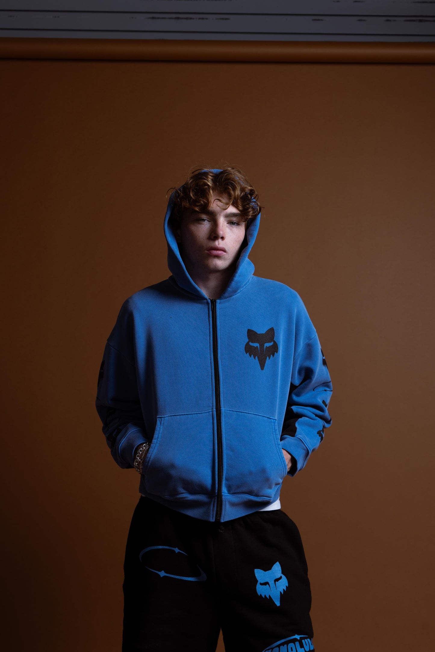 PIT CREW ZIP UP HOODIE IN MIDNIGHT BLUE/BLACK