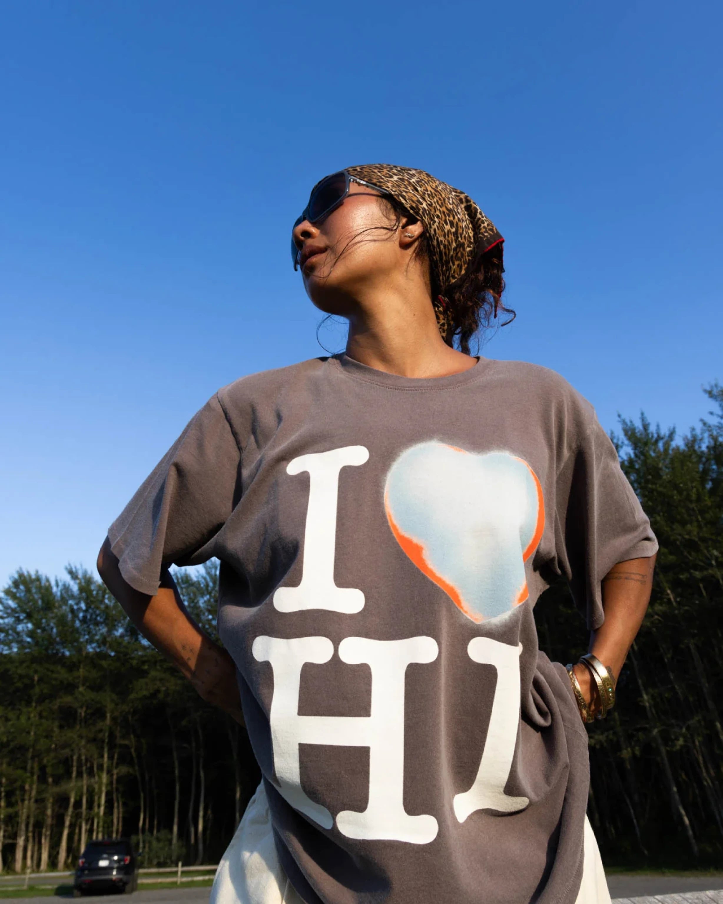 iheart_boxtee_01_1x_22c0b79e-000d-4f42-923a-7fd6a061b874.webp